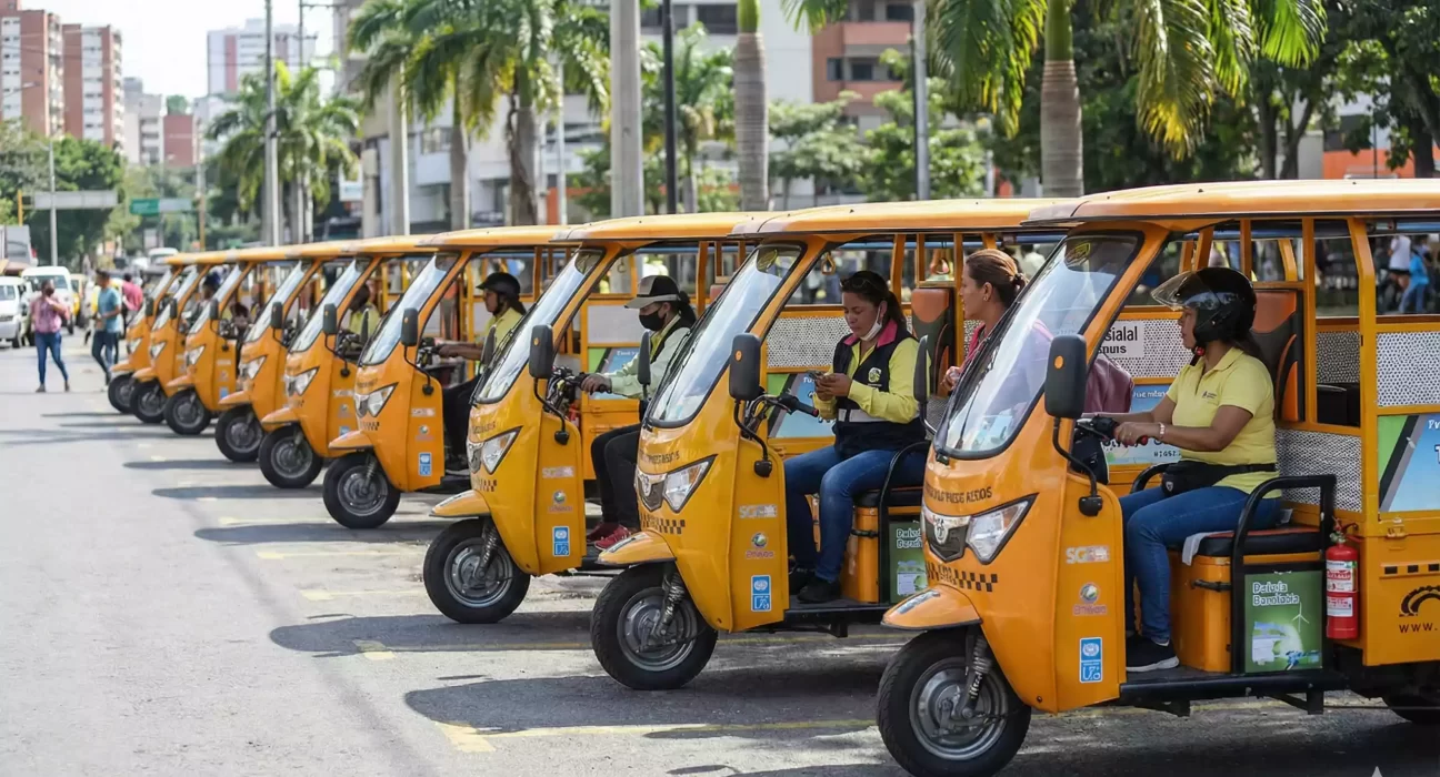 Holguín empezará a emitir permisos temporales para triciclos eléctricos y motorinas